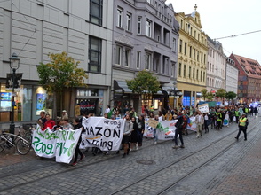 Impressionen von der Abenddemo am 06. September 2019